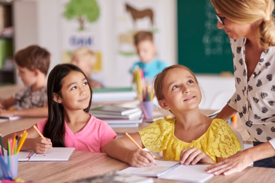 Scuola, docenti e personale ATA